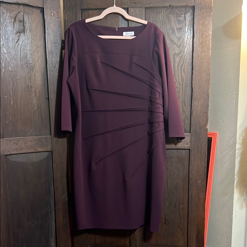 LAST CHANCE - DONATION BIN TOMORROW 
Calvin Klein Plum Purple Dress
